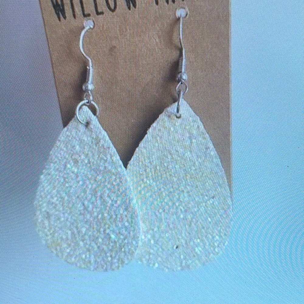 Willow White Teardrop Earrings